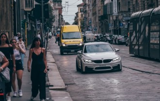 Машины BMW 110 (30 обоев)